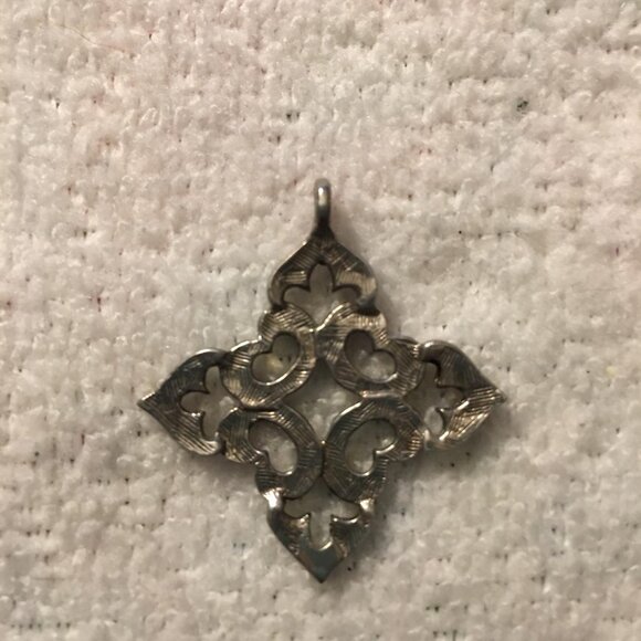 Sterling Silver Fleur De Lis Pointed Square Pendant - Picture 2 of 15